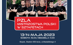 Plakat mistrzostw Polski. Zawodnicy z pałeczkami na tle słupskiego raatusza